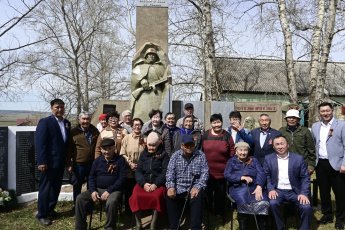 9 мая 2025 года в МО "Ирхидей " состоялся торжественный митинг и концерт посвященный 80 -й годовщине Победы в Великой Отечественной войне 1941 - 1945 г.г.