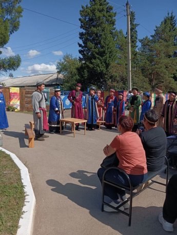 19 августа в п. Кутулик, на родине драматурга Александра Вампилова, прошёл фестиваль "Солнце в аистовом гнезде" 