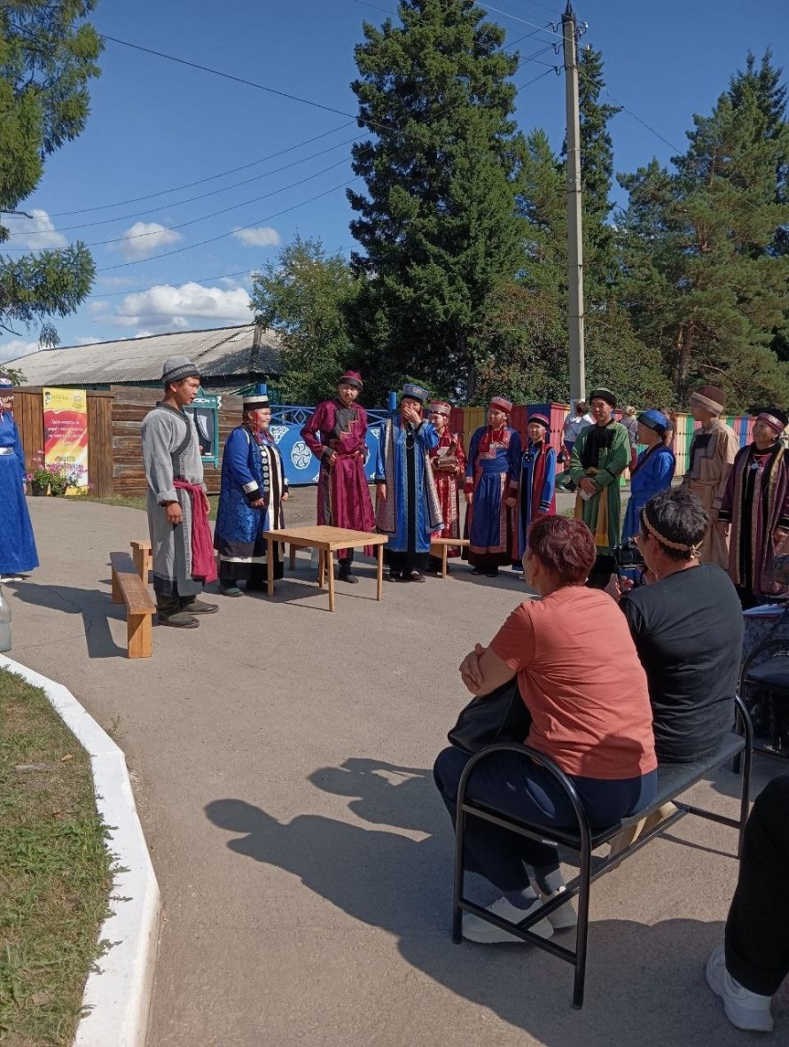 19 августа в п. Кутулик, на родине драматурга Александра Вампилова, прошёл фестиваль "Солнце в аистовом гнезде" 