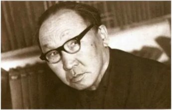 Илья Николаевич Мадасов (Дольён Мадасон) — бурятский советский писатель, фольклорист.(1911 - 1984 г.г.). - 115 лет со дня рождения.
